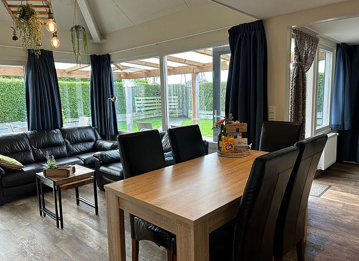 Guest house 610472 - Holiday property Tholen - Vakantiehuis in einem familienfreundlichen Ferienpark