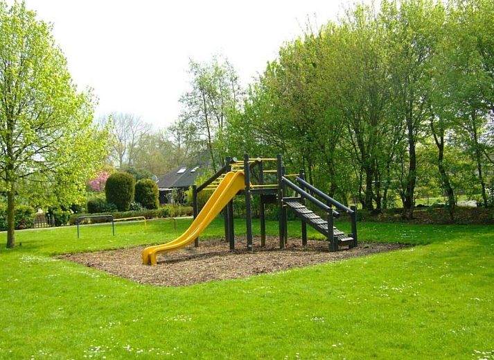 Guest house 610478 - Holiday property Tholen - Vakantiehuis "Buurtweg 121"
