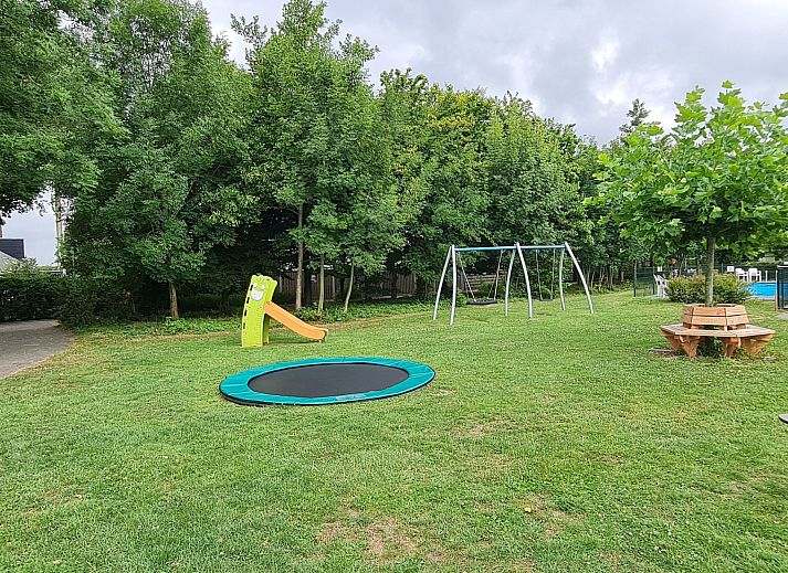 Guest house 610478 - Holiday property Tholen - Vakantiehuis "Buurtweg 121"