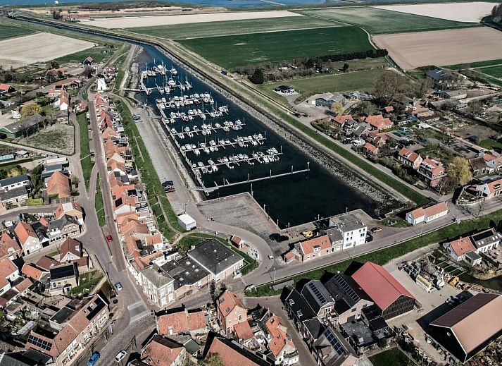 Guest house 610478 - Holiday property Tholen - Vakantiehuis "Buurtweg 121"