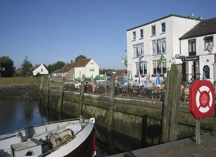 Guest house 610482 - Holiday property Tholen - Vakantiehuis "Buurtweg 61"