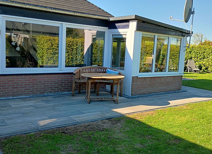 Guest house 610485 - Holiday property Tholen - Vakantiehuis Buurtweg 13