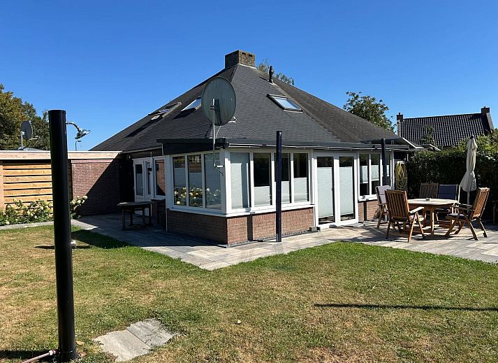 Guest house 610485 - Holiday property Tholen - Vakantiehuis Buurtweg 13