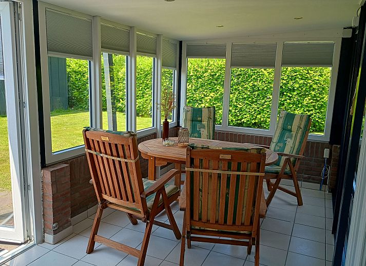 Guest house 610485 - Holiday property Tholen - Vakantiehuis Buurtweg 13