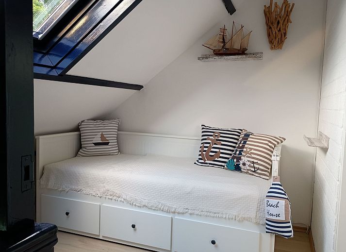 Guest house 610485 - Holiday property Tholen - Vakantiehuis Buurtweg 13