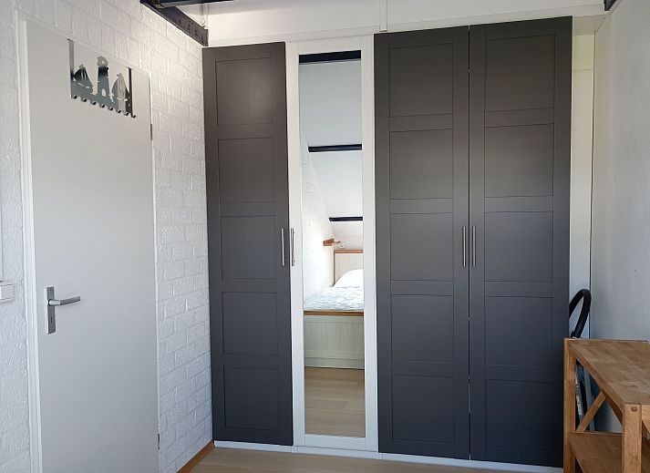 Guest house 610485 - Holiday property Tholen - Vakantiehuis Buurtweg 13