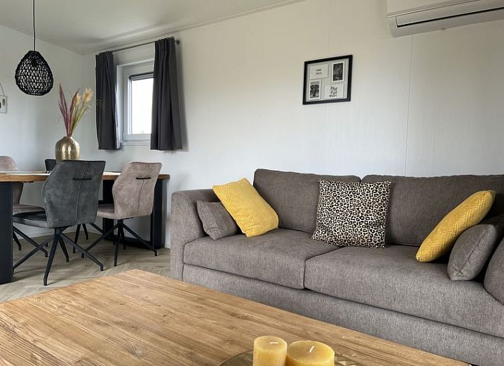 Guest house 611035 - Holiday property Tholen - Vakantiehuis Dijkzicht