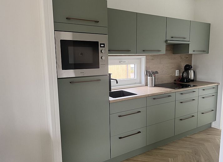 Guest house 611035 - Holiday property Tholen - Vakantiehuis Dijkzicht