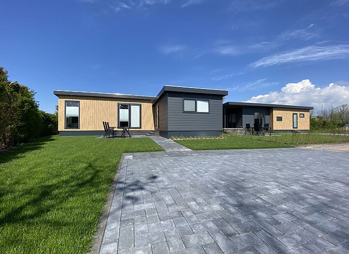 Stylish dining room and kitchen in Holiday home De Schelde, Scherpenisse, Tholen, Zeeland.