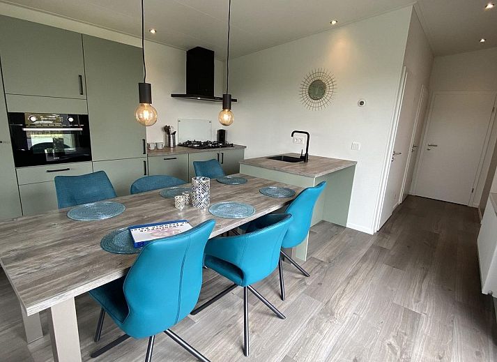 Unterkunft 611058 - Ferienhaus Tholen - VZ1028 Luxe vakantiechalet in Scherpenisse