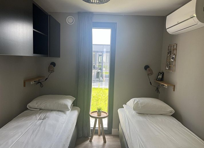 Guest house 611059 - Holiday property Tholen - VZ1110 Vakantiechalet in Scherpenisse