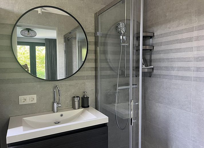 Guest house 611059 - Holiday property Tholen - VZ1110 Vakantiechalet in Scherpenisse