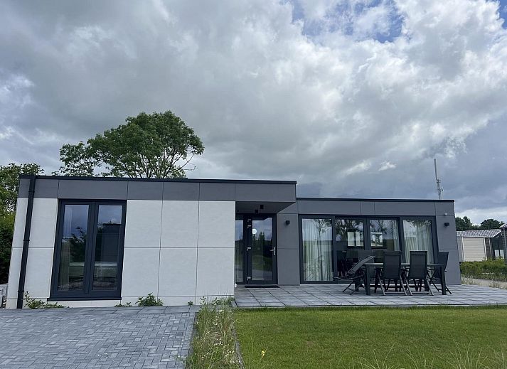 Unterkunft 611060 - Ferienhaus Tholen - VZ1112 Vakantiechalet in Scherpenisse