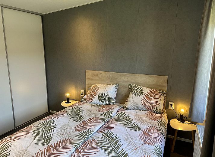 Guest house 611064 - Holiday property Tholen - VZ2324 Vakantiechalet in Scherpenisse