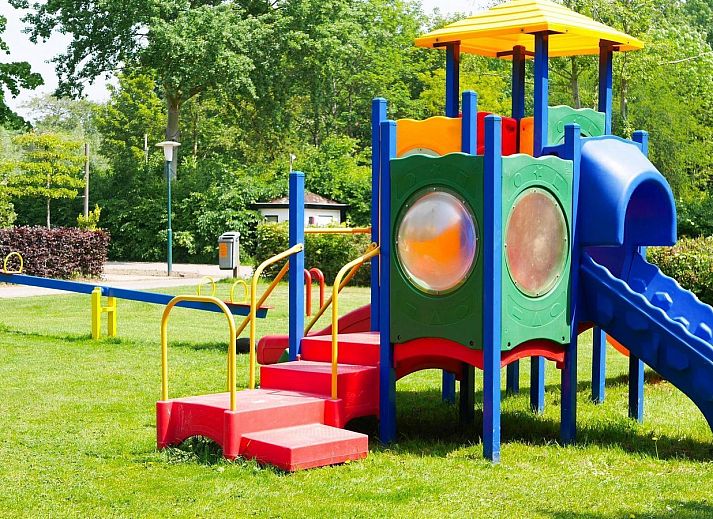 Guest house 611066 - Holiday property Tholen - VZ2411 Luxe vakantiechalet in Scherpenisse