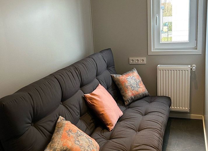 Verblijf 611086 - Vakantiewoning Tholen - Vakantiehuis Vakantiepark de Zeeuwse Parel - De Zeester 6p