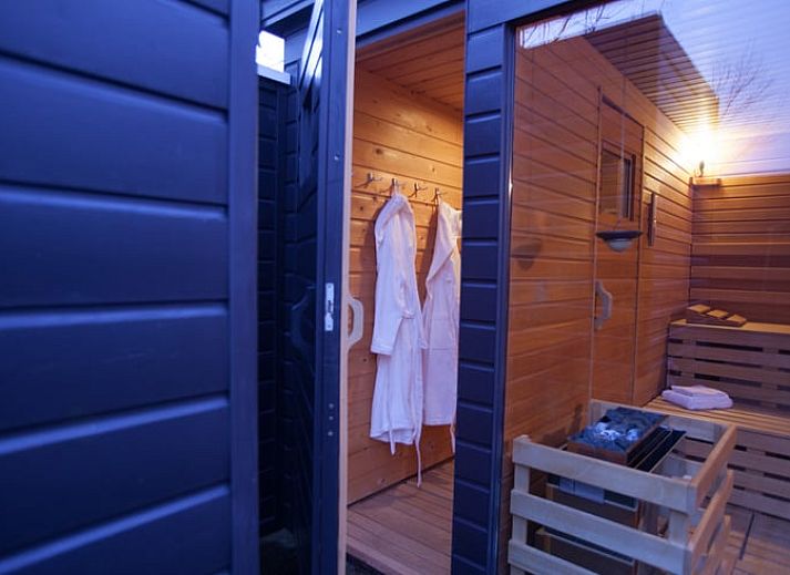 Knusse slaapkamer in Huisje in Koudekerke, vakantieaccommodatie in Zeeland.