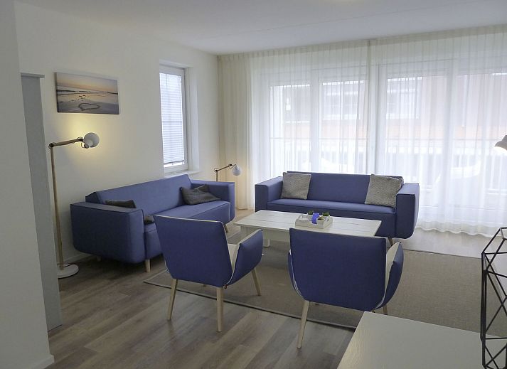 Modern kitchen in Holiday home Dishoek Dunes Residence, Koudekerke, Walcheren, Zeeland.