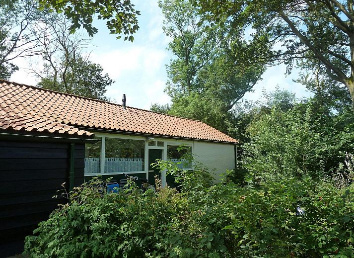 VZ1128 Vakantiebungalow in Koudekerke met ruime tuin en veranda, Walcheren, Zeeland.