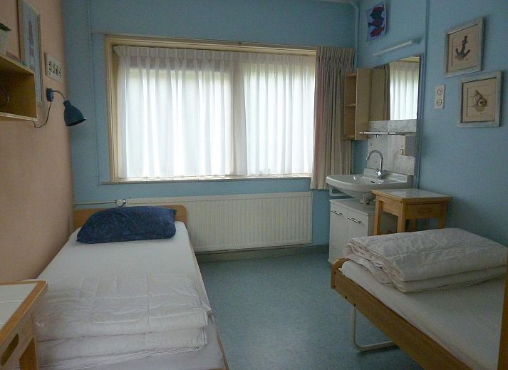 Zonnig terras van VZ1128 Vakantiebungalow in Koudekerke, Walcheren, Zeeland.