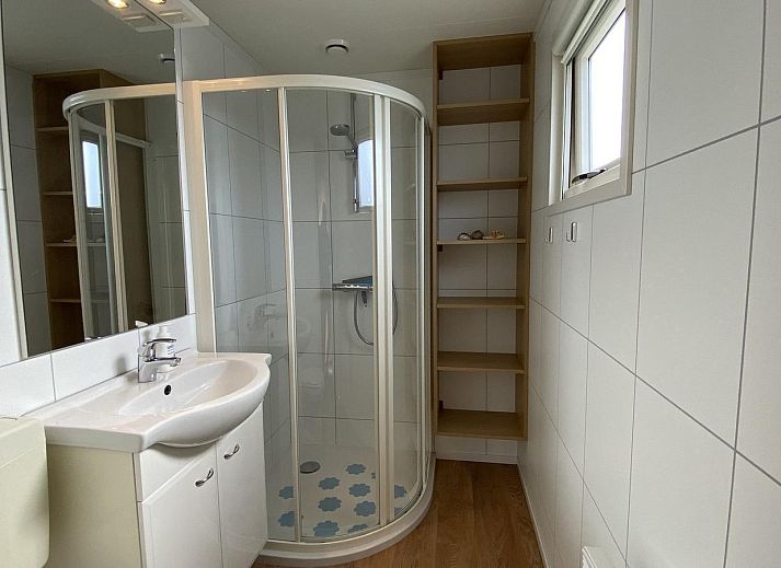 Stilvolles Wohnzimmer des VZ882 Ferienchalets Oostkapelle, Walcheren.