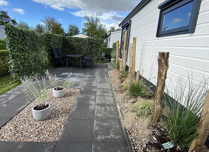 Stilvolles Wohnzimmer des VZ882 Ferienchalets Oostkapelle, Walcheren.