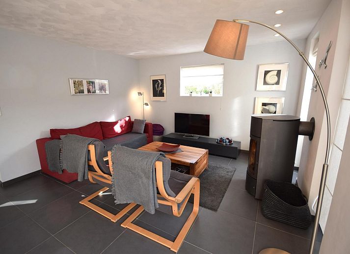 VZ1175 Vakantiehuis in Oostkapelle biedt een charmante buitenkant in het rustige Walcheren, Zeeland.