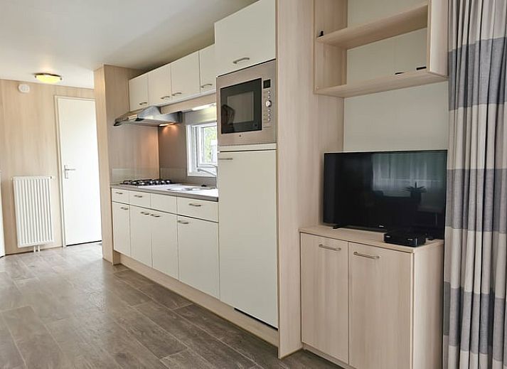 Ferienhaus in Oostkapelle mit grosser Terrasse, Ferienhaus in Walcheren, Zeeland.