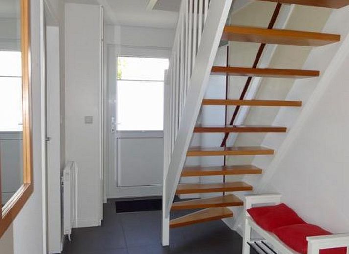 Charmantes Ferienhaus VZ2416 in Oostkapelle, Walcheren, mit modernen Sonnenkollektoren und grossem Garten.