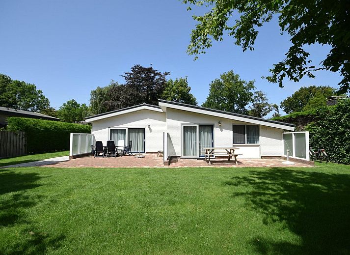 Verblijf 6202134 • Vakantiewoning Walcheren • VZ1032 Vakantiebungalow in Oostkapelle