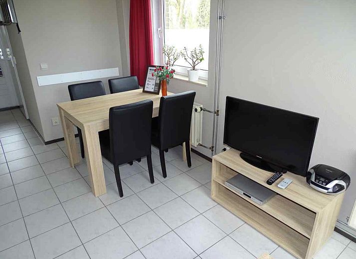 Lokale Tradition mit Pferden in der Naehe des Ferienhauses ZE320 in Oostkapelle, Walcheren.