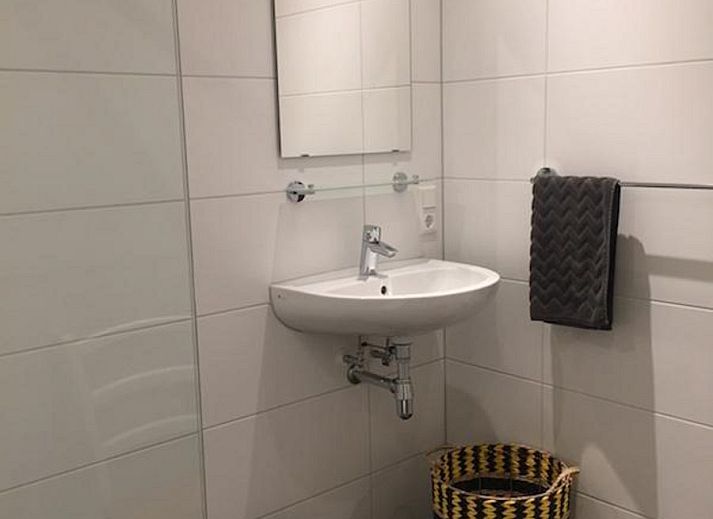 VZ1168 Vakantiebungalow in Oostkapelle met ruime oprit en groene omgeving in Walcheren, Zeeland.