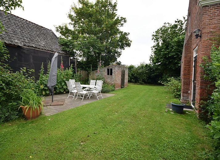 Charmantes Ferienhaus VZ2329 in Oostkapelle mit gruenem Garten auf Walcheren, Zeeland.