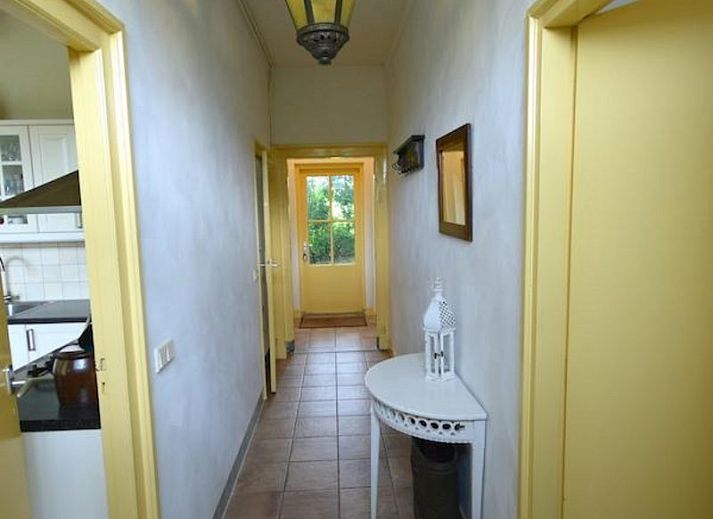 VZ2329 Ferienhaus inmitten eines ueppigen Obstgartens in Oostkapelle, Walcheren.