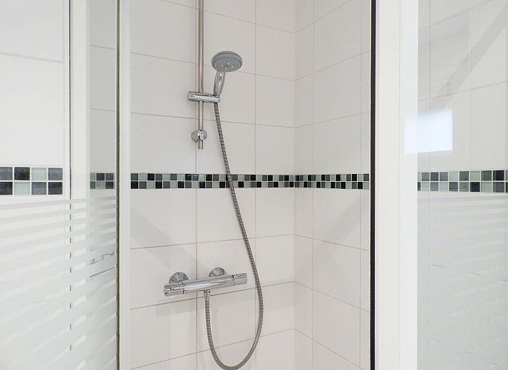 Cozy terrace at VZ073 Holiday bungalow Oostkapelle, Walcheren, surrounded by nature.