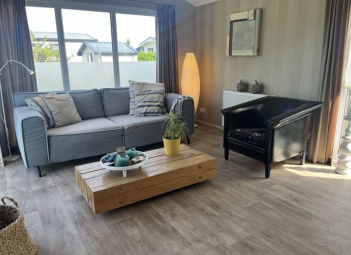 Gemuetliches Wohnzimmer im Ferienhaus ZE1509, Oostkapelle, Walcheren, Zeeland.