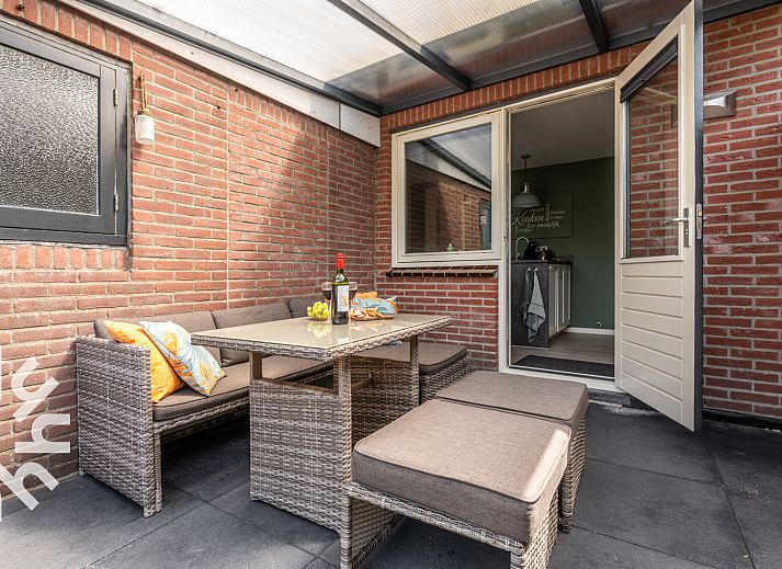 Moderne Kueche im Ferienhaus ZE067 Oostkapelle Walcheren mit Bar