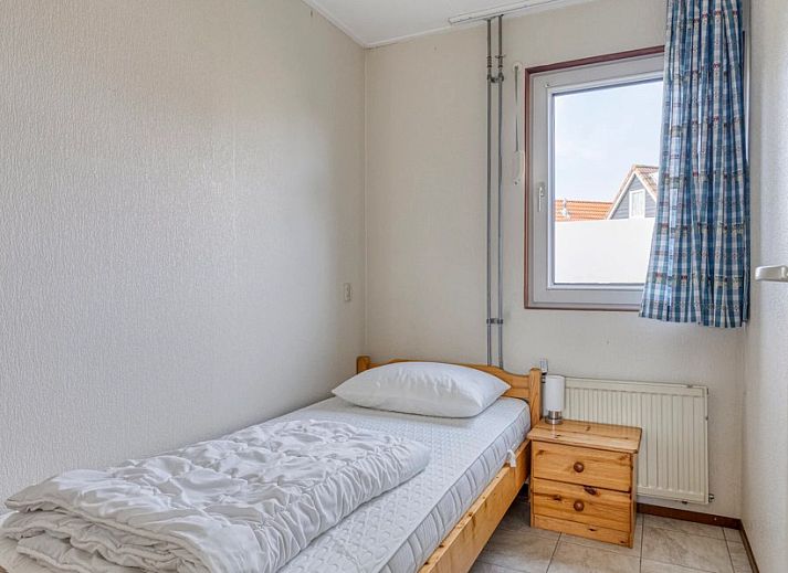 Vakantiewoning Oostkapelle in Walcheren, Zeeland, biedt een charmant vakantiehuis dicht bij het strand, omgeven door natuur en rust.