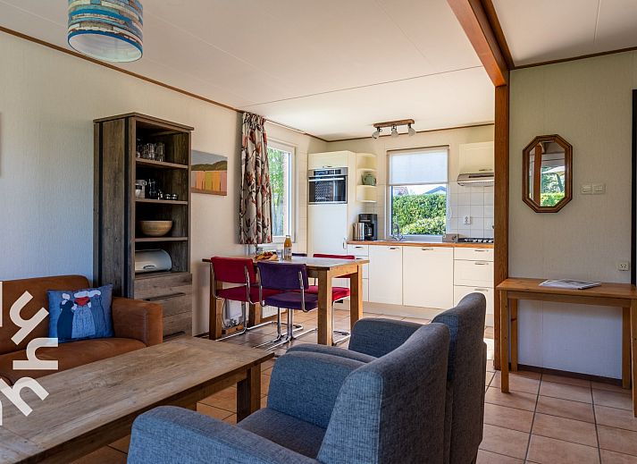 Enjoy the sunny garden of vacation home ZE414 in Oostkapelle, Walcheren, Zeeland.