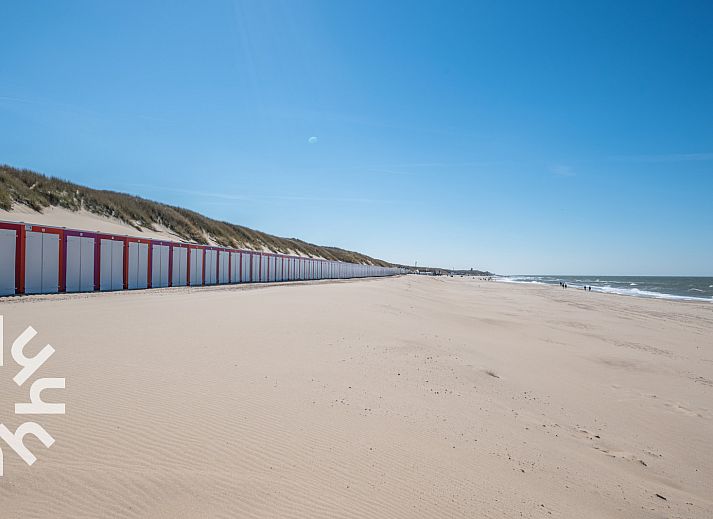 Cozy bedroom with two beds in vacation home ZE414, Oostkapelle, Walcheren, Zeeland.