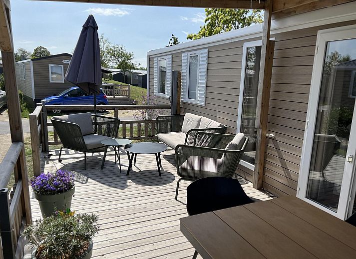 VZ1147 Vakantiechalet in Oostkapelle met ruime veranda in Walcheren, Zeeland.