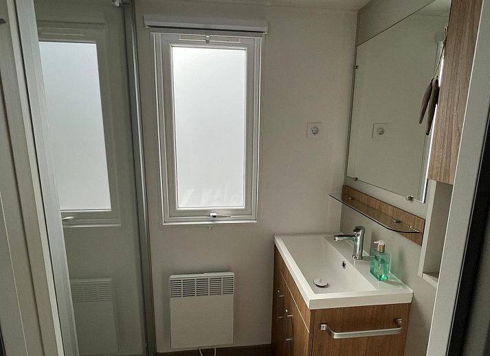 Gezellige zithoek op het terras van VZ1147 Vakantiechalet in Oostkapelle, Walcheren.