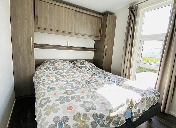 Gemuetliche Sitzecke auf der Veranda von VZ848 Chalet Oostkapelle, Zeeland.