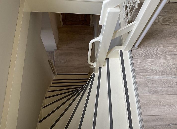 Ueberdachte Terrasse am VZ831 Ferienhaus Oostkapelle, ideal zum Entspannen in Oostkapelle.