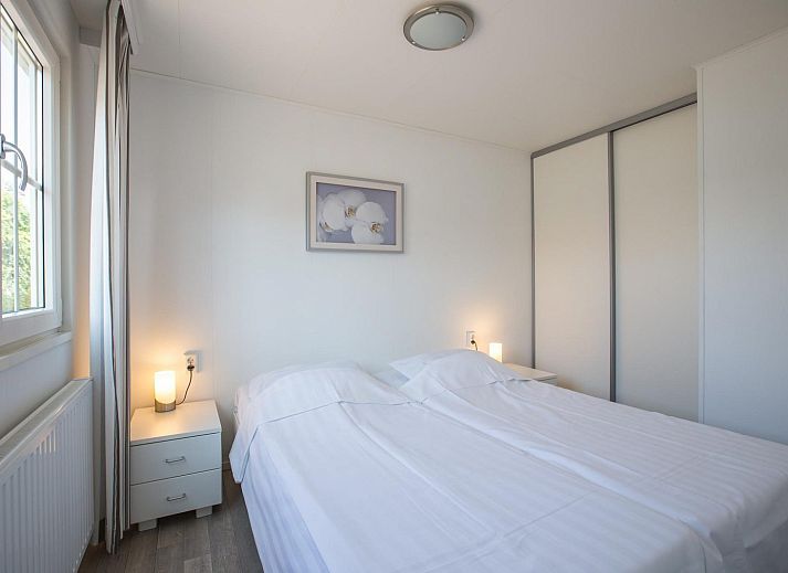 Essecke in VZ983 Ferienhaus in Oostkapelle, Walcheren, mit moderner Einrichtung.