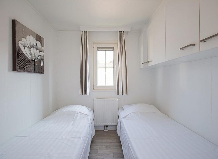 Essecke in VZ983 Ferienhaus in Oostkapelle, Walcheren, mit moderner Einrichtung.