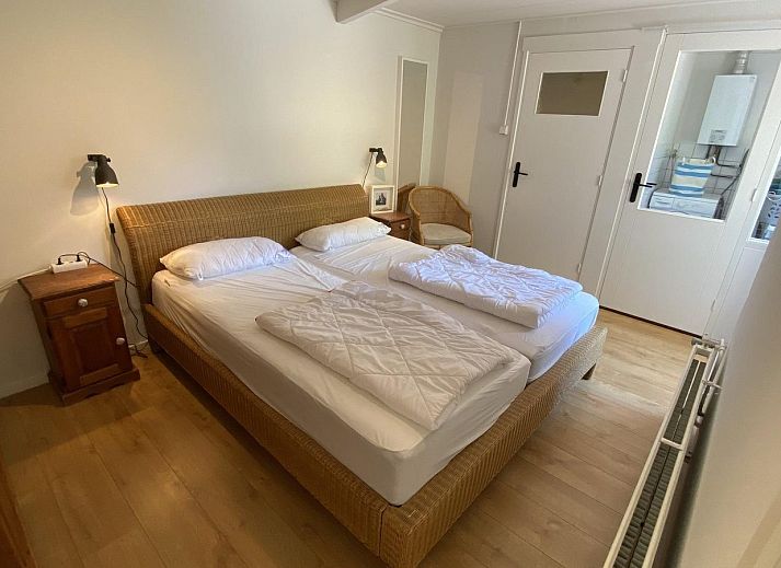 Gezellige zithoek op terras van VZ1007 Vakantiebungalow, Oostkapelle, Zeeland.