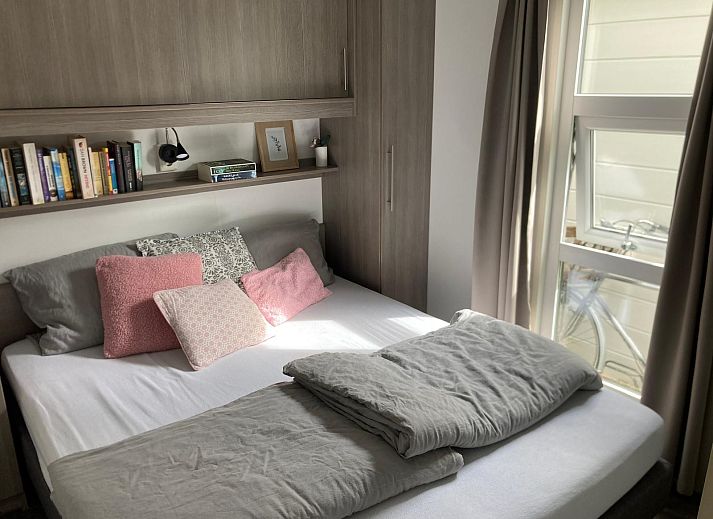 ZE1593 vakantiehuis in Oostkapelle langs schilderachtig pad, Walcheren, Zeeland.