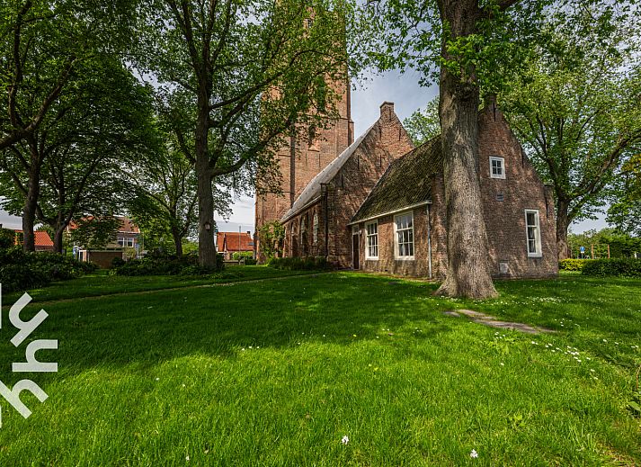 Gezellige woonkamer in vakantiehuis ZE187, Oostkapelle, Walcheren met comfortabele zitplaatsen.