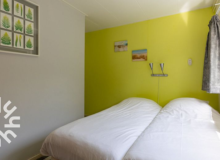 Gezellige eethoek in vakantiehuis ZE242, Oostkapelle, Walcheren, Zeeland.